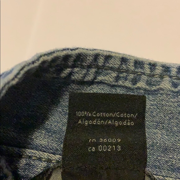 Calvin Klein long sleeve button down jean shirt L - Picture 7 of 8